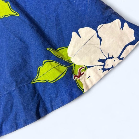 Y2K Blue Floral Mini Skirt by Hollister! - Picture 2 of 7